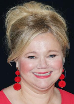 Caroline Rhea